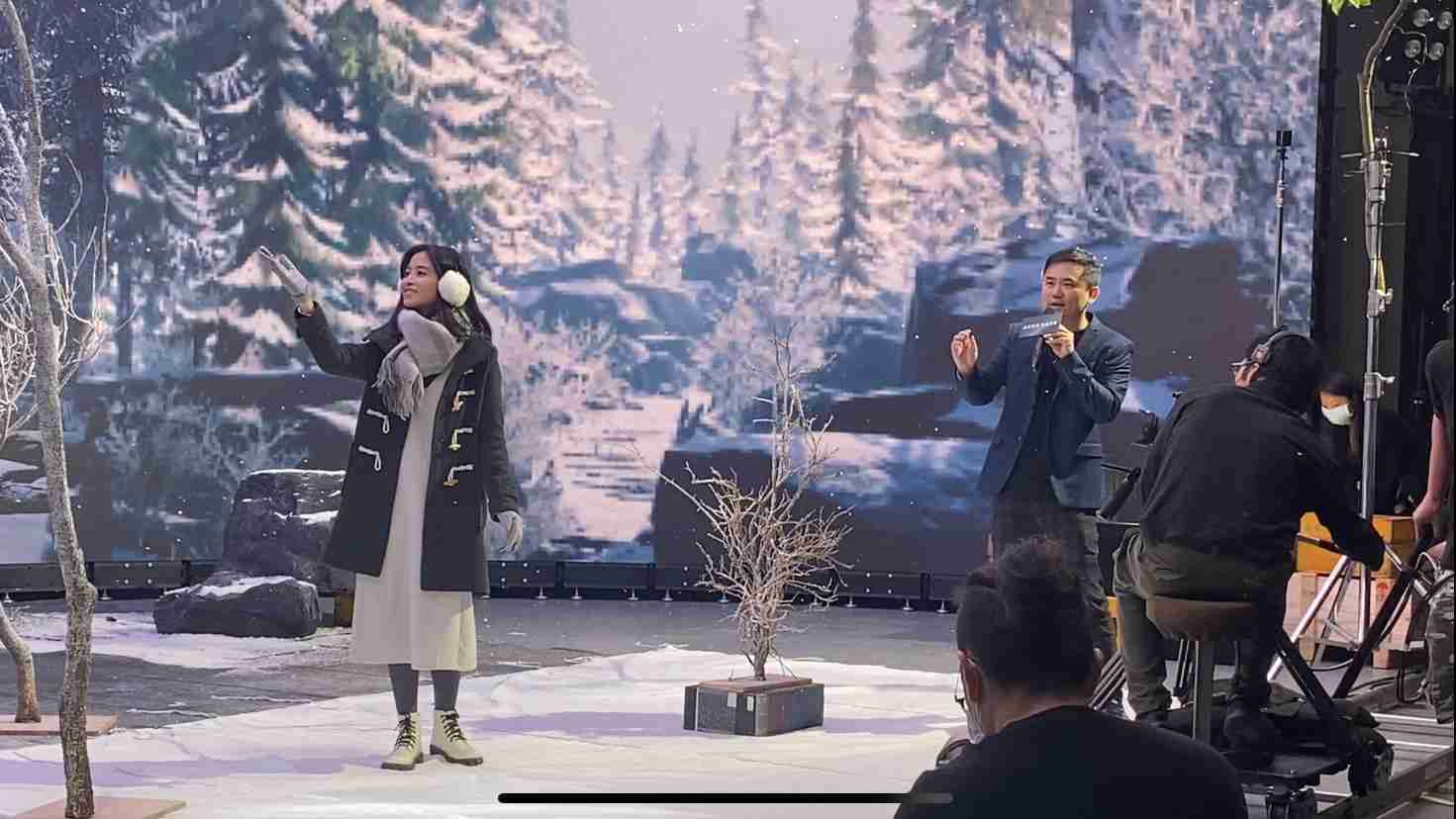 尊龙z6以ALED先进显屏技术，，，，与金马奖视觉特效团队“再现影像”携手合作打造LED虚拟摄影棚，，，提供沉浸式表演体验，，，，并精简拍摄成本与时间